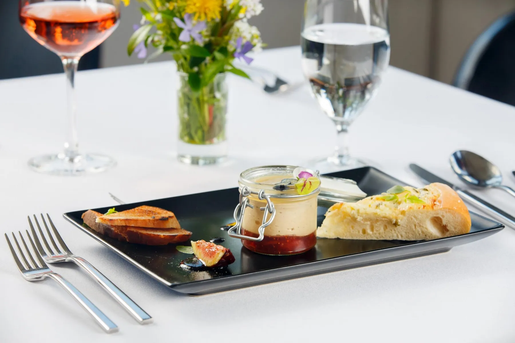 Hotelová reštaurácia FIS Jasná — gastronómia v Nízkych Tatrách